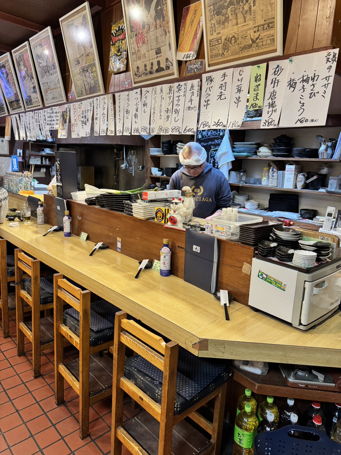 和処まる吾のカウンター席